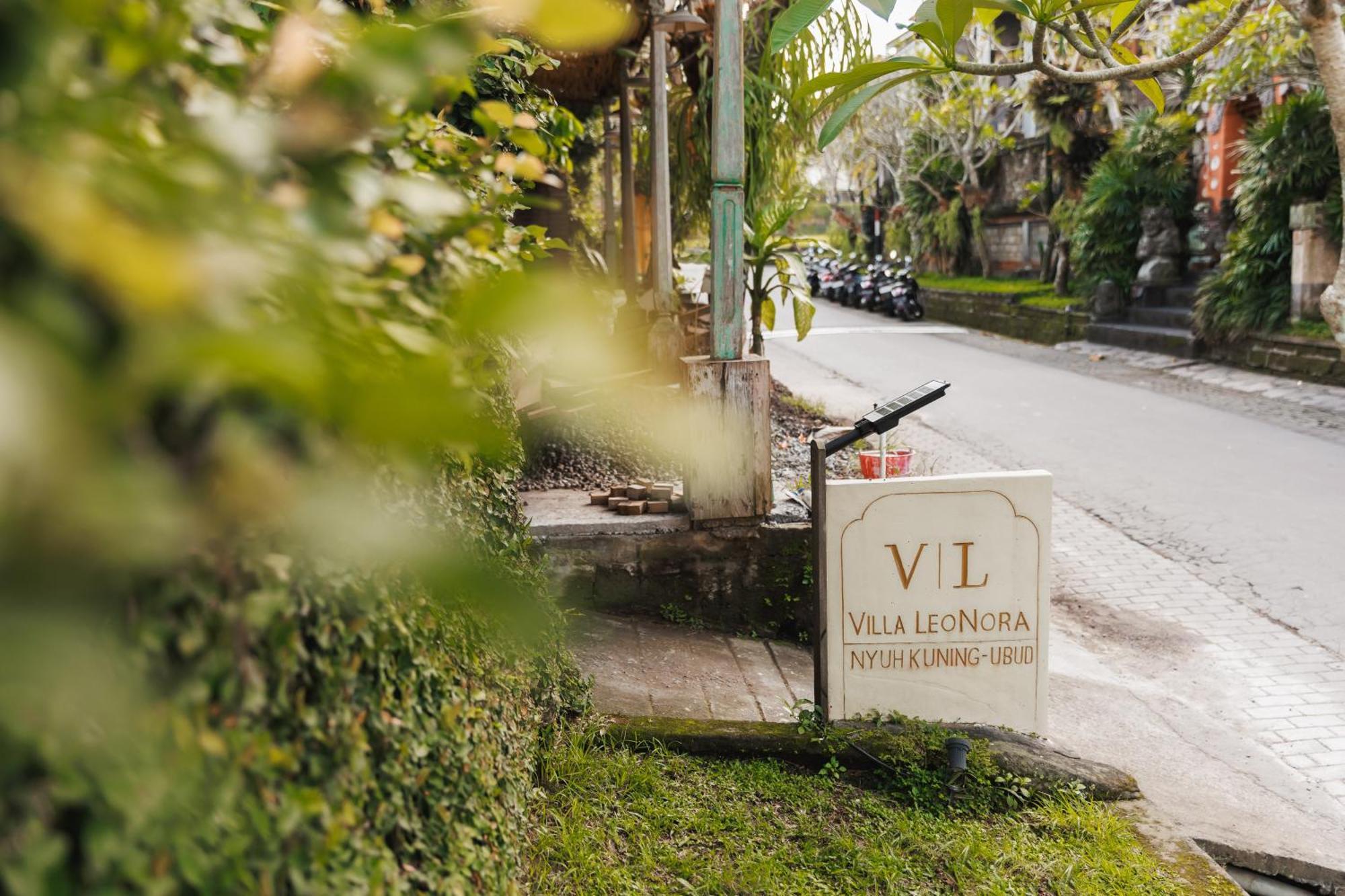 Villa Leonora Ubud Buitenkant foto